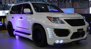 Аэродинамический обвес Invader L60 для Lexus LX570